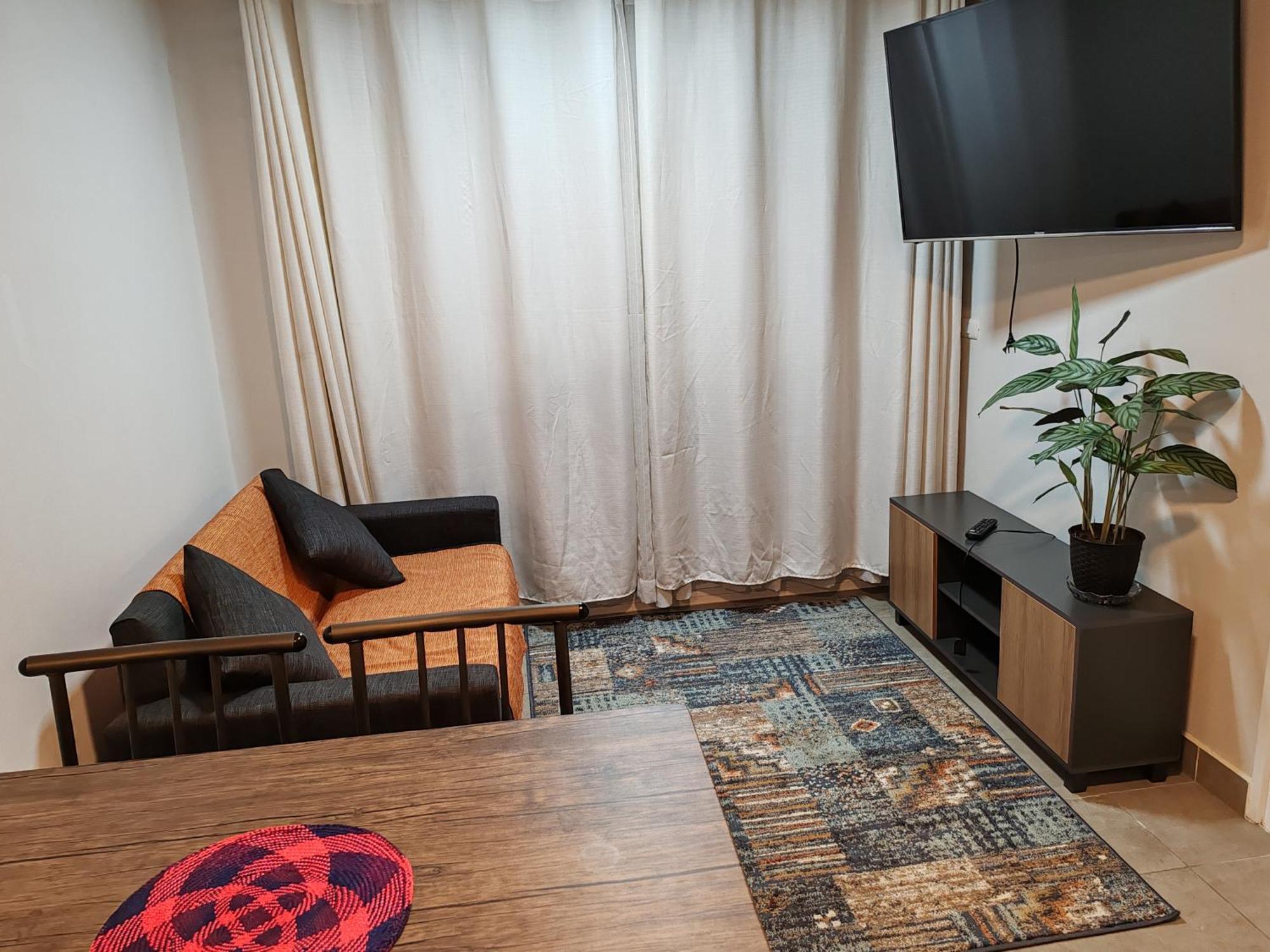 Pelon Apartamento *